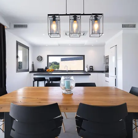 La Haya By Interhome